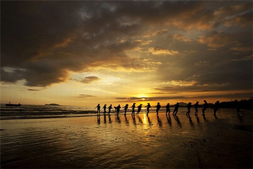 开溢家鲜麻辣小海鲜店